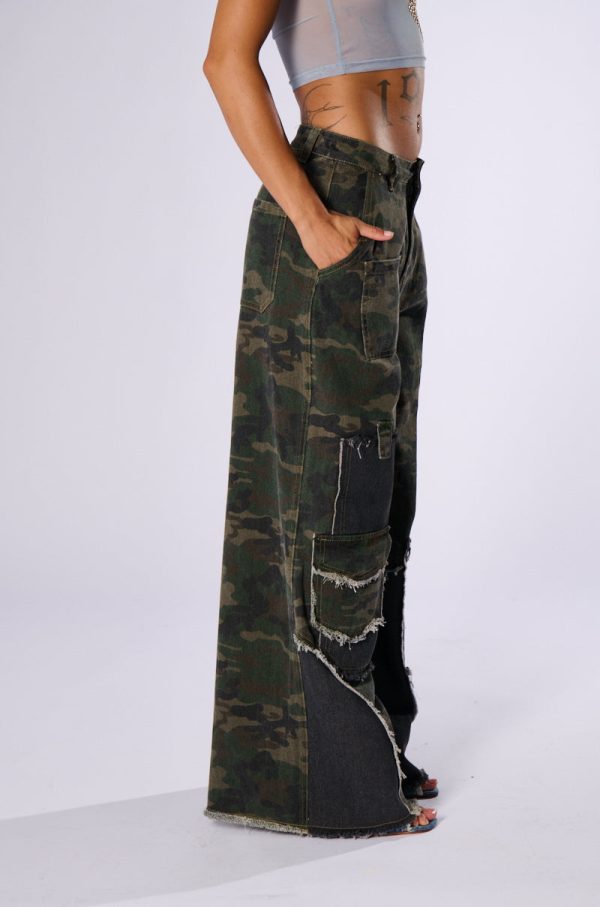 MORE TIME FOR FUN CAMO PANT Fashion