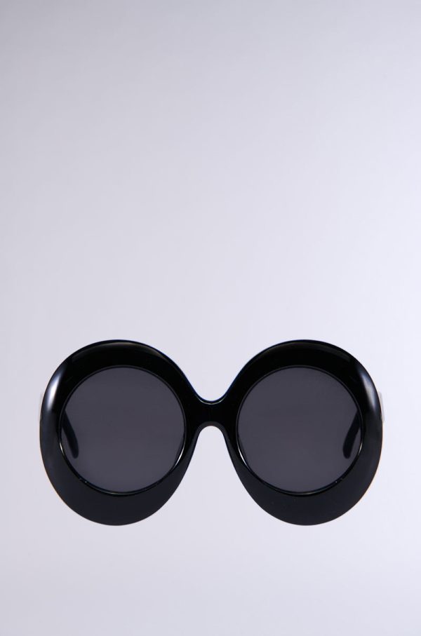 BIG IS BETTER SUNGLASSES Fashion