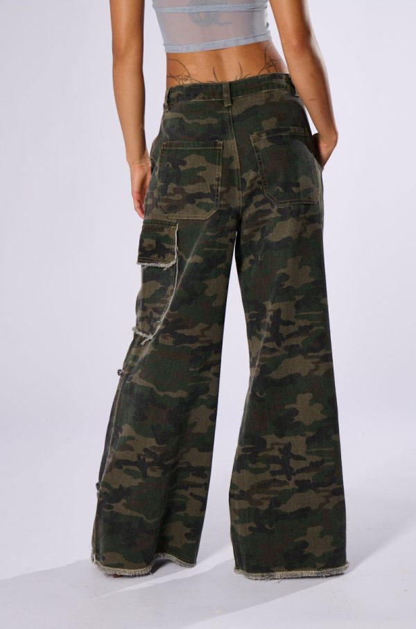 MORE TIME FOR FUN CAMO PANT Fashion